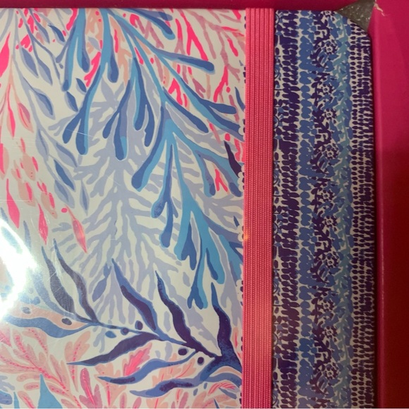 NIB Lilly Pulitzer Kaleidoscope Coral Journal Set w/ Pen 128 lined pgs - Picture 6 of 11